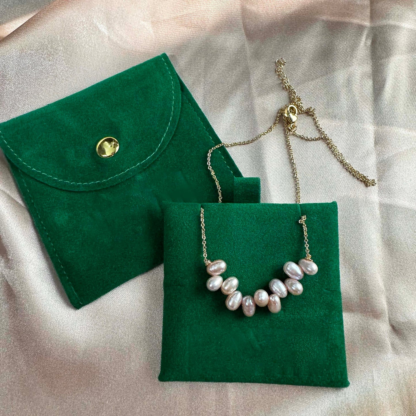 Champagne Pearl Bar Necklace