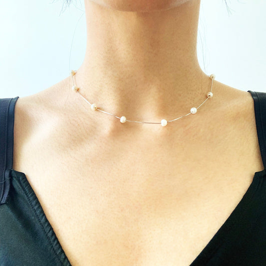 Stationed Pearl necklace