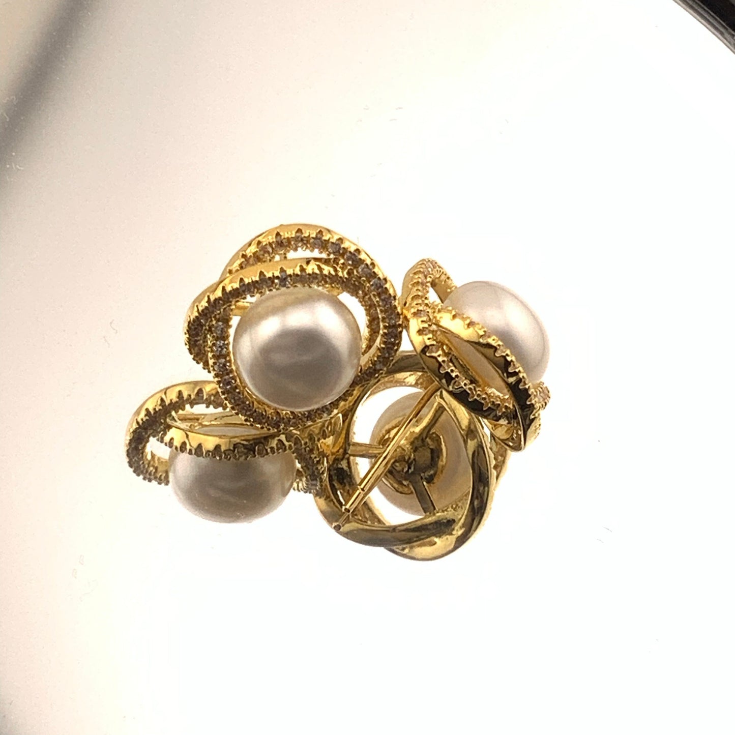 Diamond Stud Pearl Earrings Natural Freshwater Pearl Earrings Gold Minimalist Pearl Earrings Anniversary Earrings Bridal Earrings