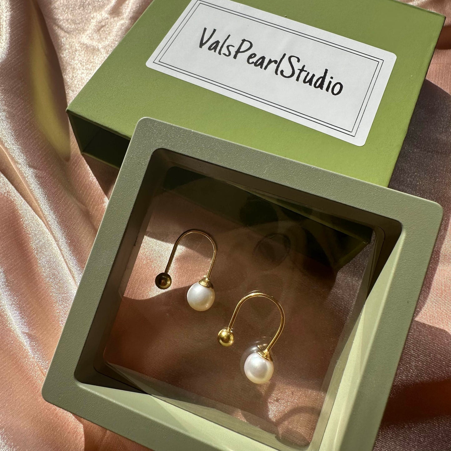 Minimalist Earrings Sterling Silver Pearl Earrings Screw back Earrings Akoya Pearl Gold Gift for her