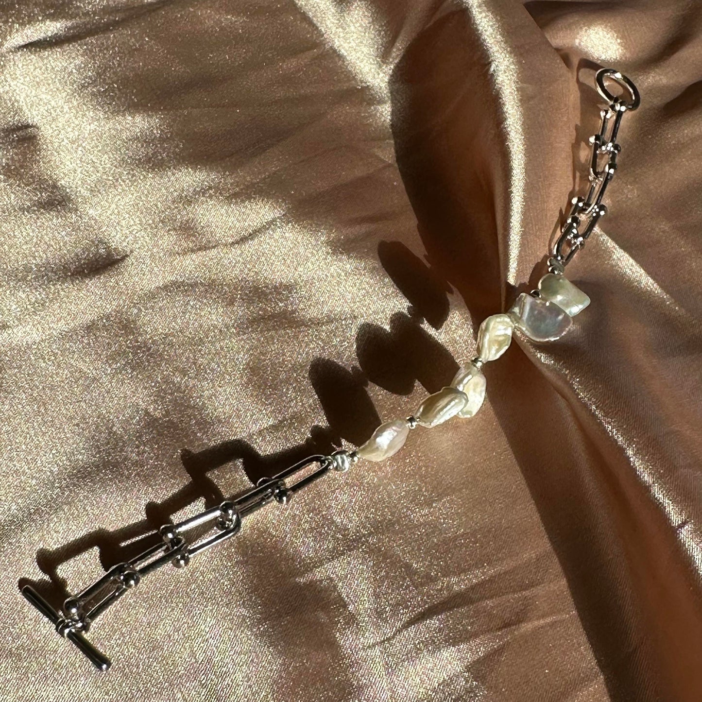 Irregular Pearl Bracelet Sterling Silver Freshwater Pearl Bracelet Horse Shoe Hardware Chain Bracelet U Link Bracelet Gift for her