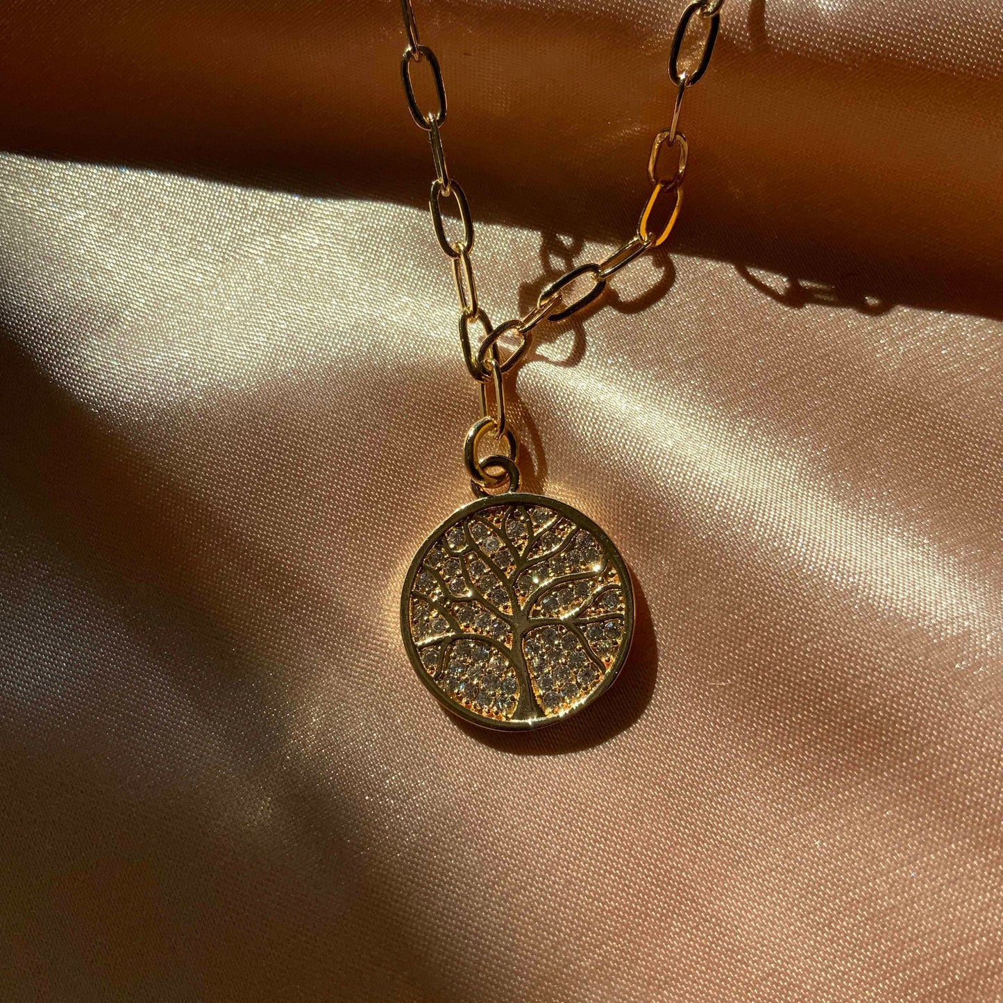 Tree of Life Pendant Natural Freshwater Pearl Necklace