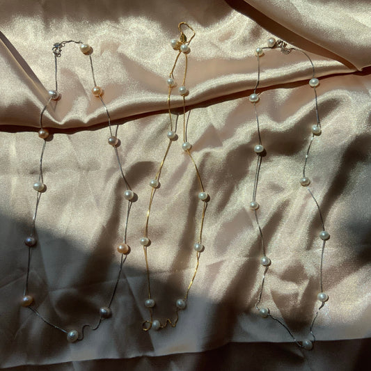 Stationed  Pearl necklace