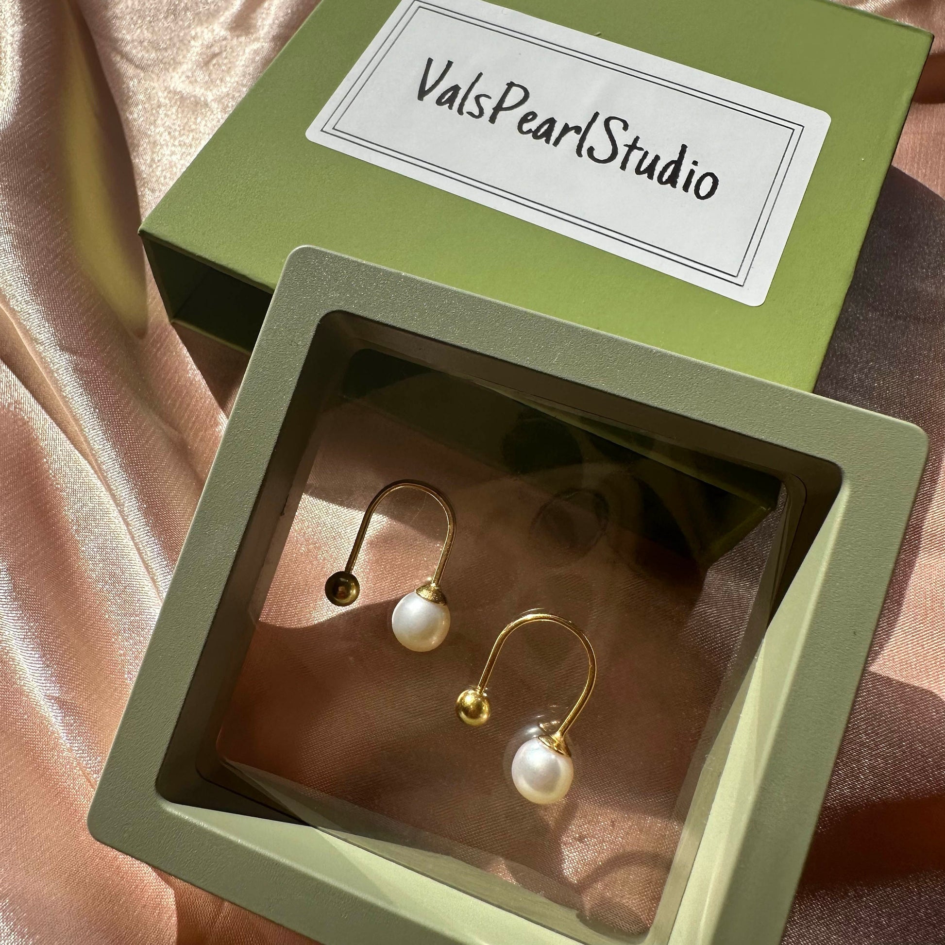 Minimalist Earrings Sterling Silver Pearl Earrings Screw back Earrings Akoya Pearl Gold Gift for her