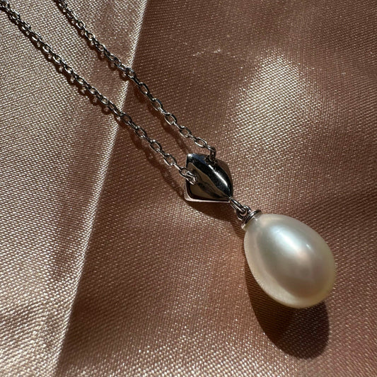 Sterling Silver Pearl Necklace Teardrop Pearl Necklace Bridal Pearl Necklace Gift For Her Dainty Chain Minimalist Necklace