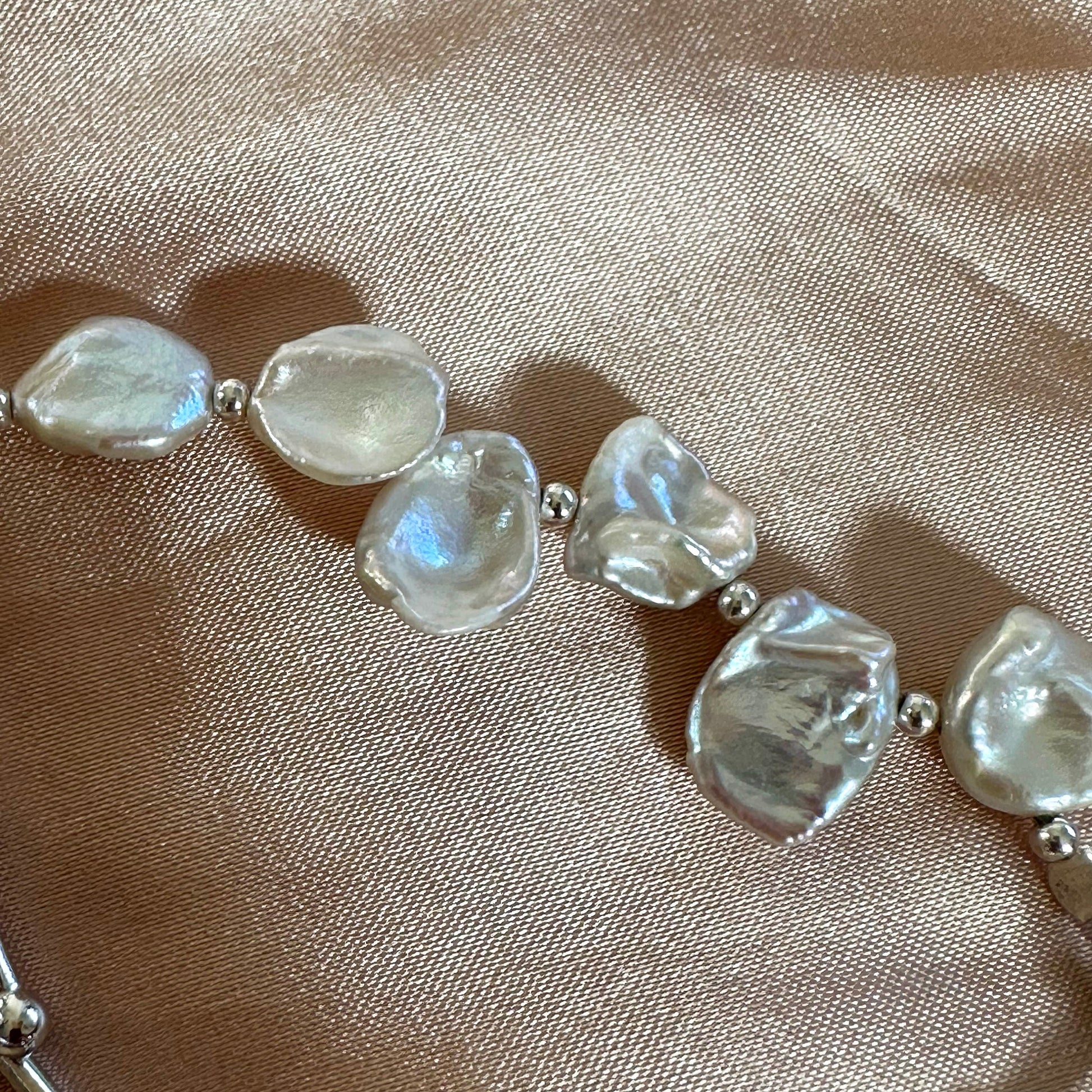 Irregular Pearl Bracelet Sterling Silver Freshwater Pearl Bracelet Horse Shoe Hardware Chain Bracelet U Link Bracelet Gift for her