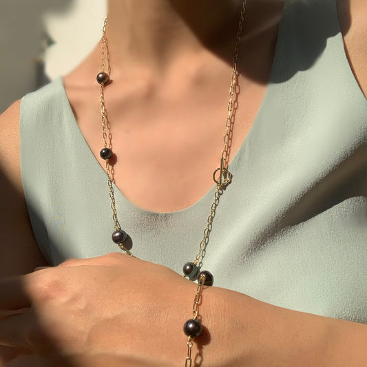 Black Pearl Station Bracelet Gold Paperclip Chain